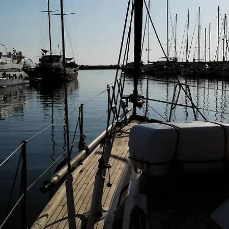 Bateau-hôtel Cora Iv Marzamemi
